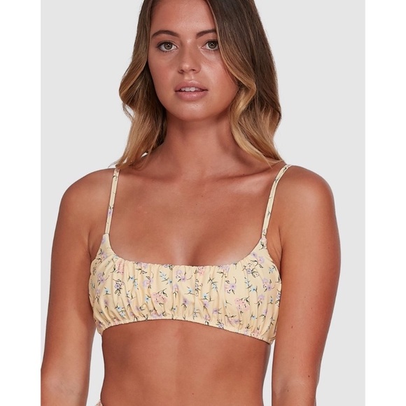 Billabong Other - Billabong •• Ditsy Floral Pretty Moon Gathered Bralette Bikini Top